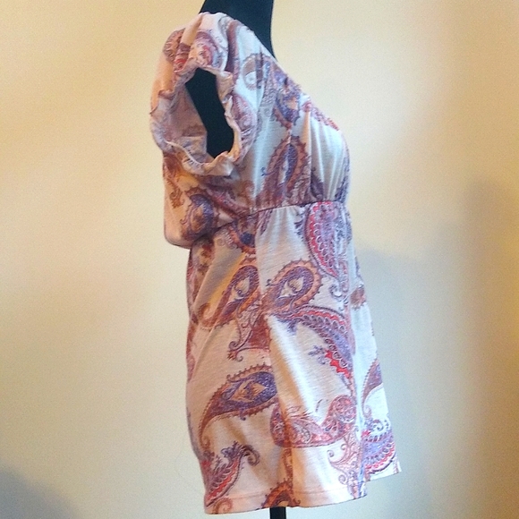 Paisley Suzy Susyshier ruffle sleeve T-shirt - Picture 4 of 7